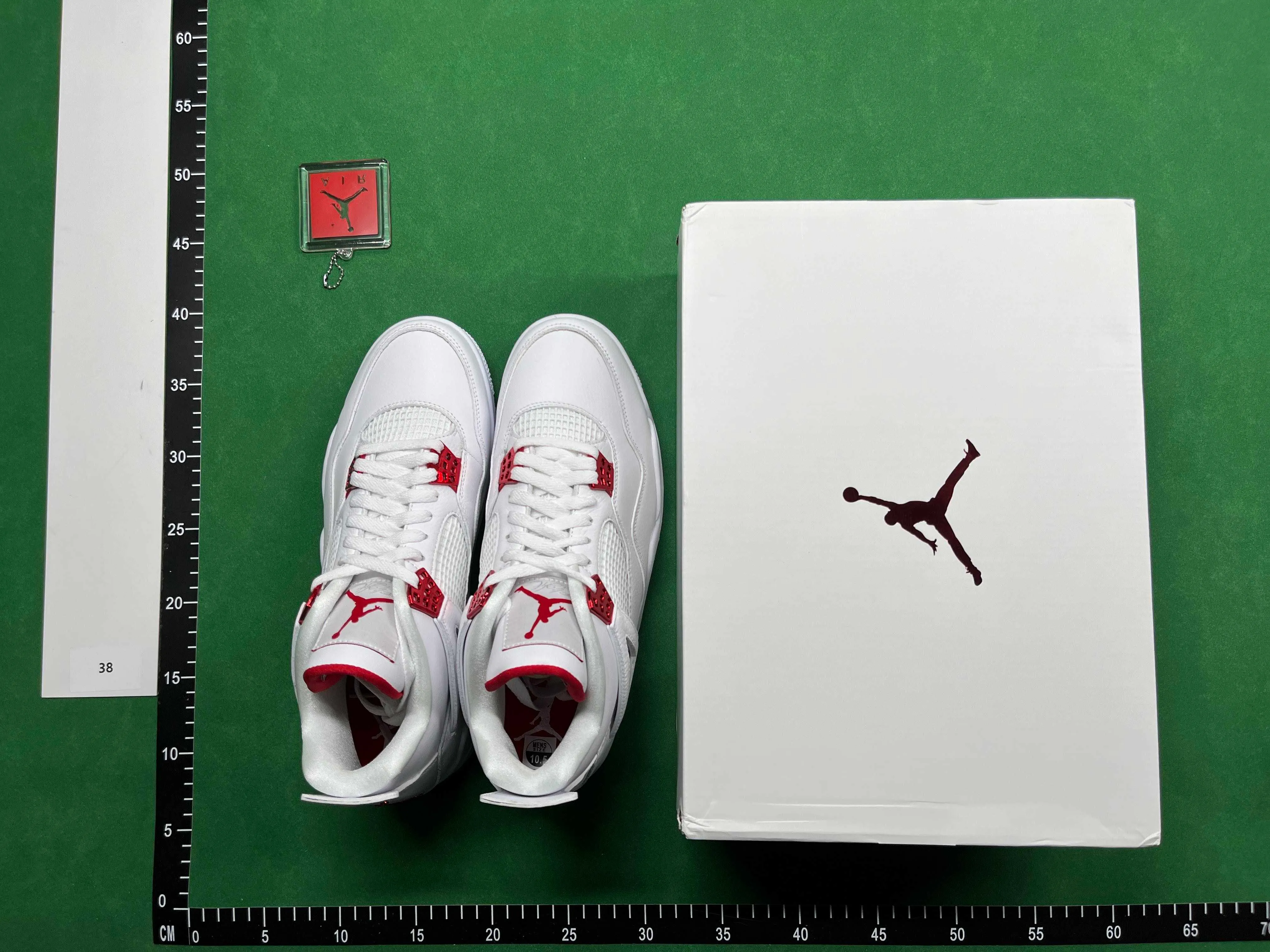 jordan 4 thumbnail 4