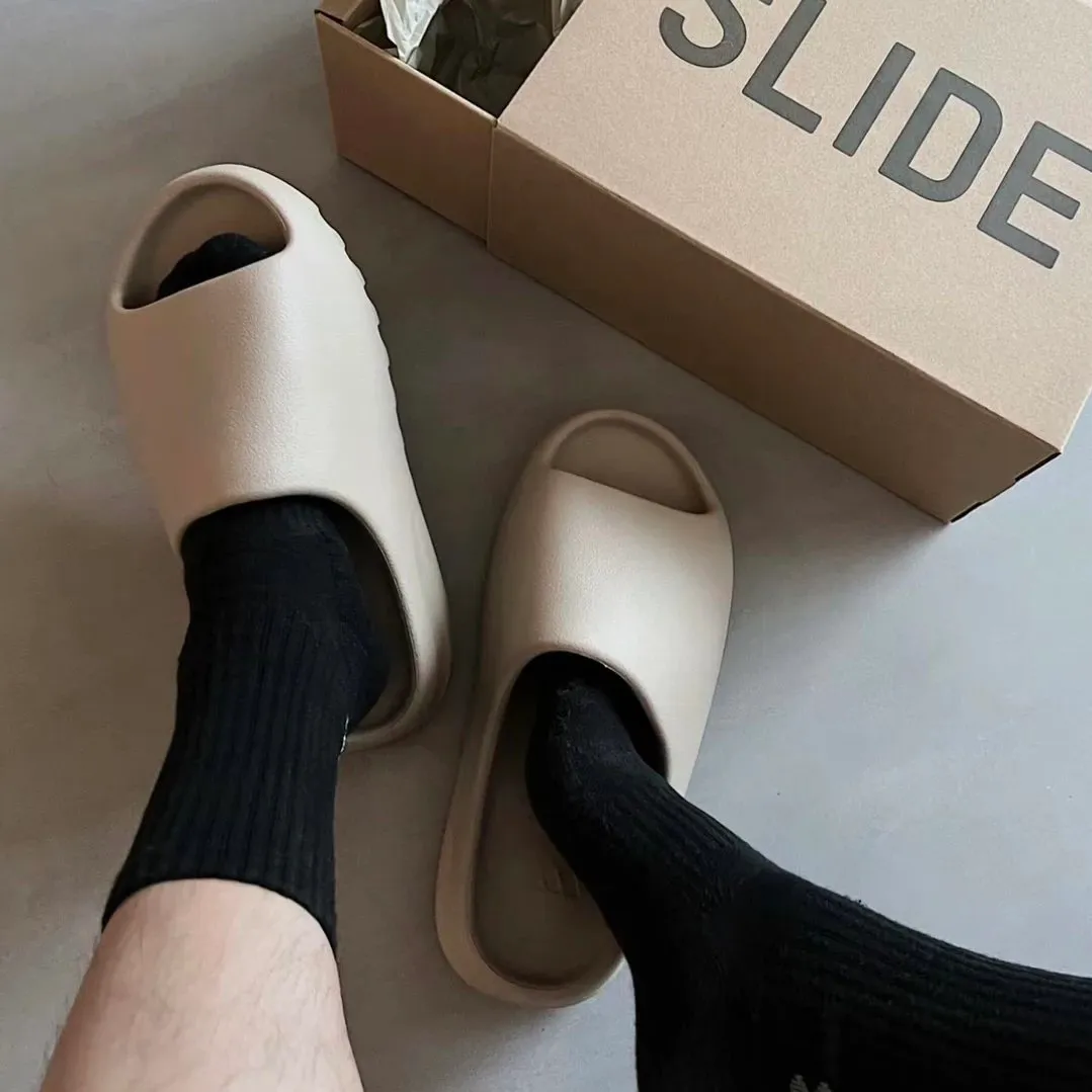 Adidas Yeezy Slide [LW] thumbnail 6