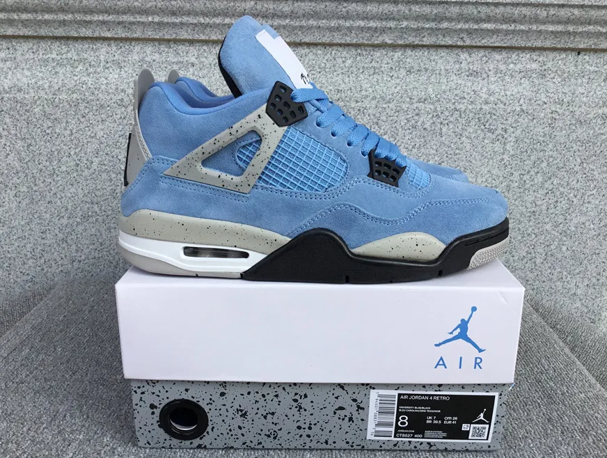 Jordan 4 thumbnail 3