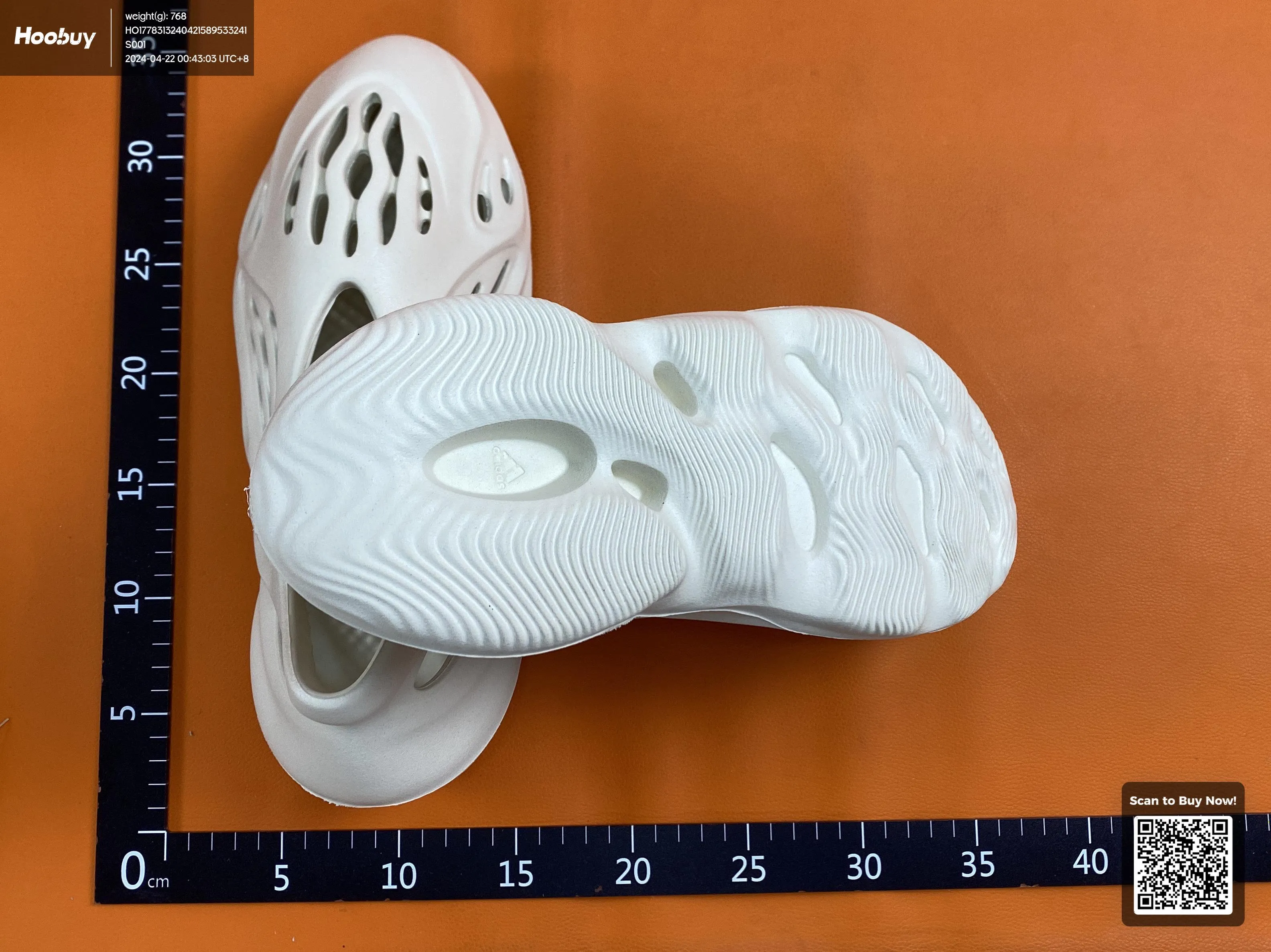 Yeezy Foam Runner [LW] thumbnail 2