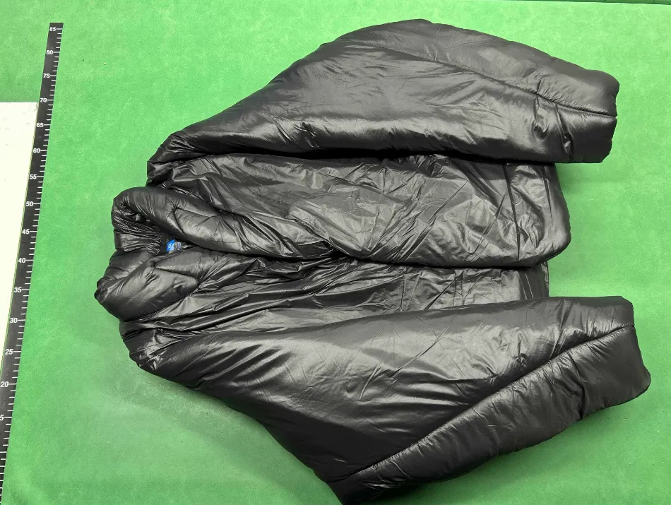 Yeezy Gap Jacket thumbnail 2